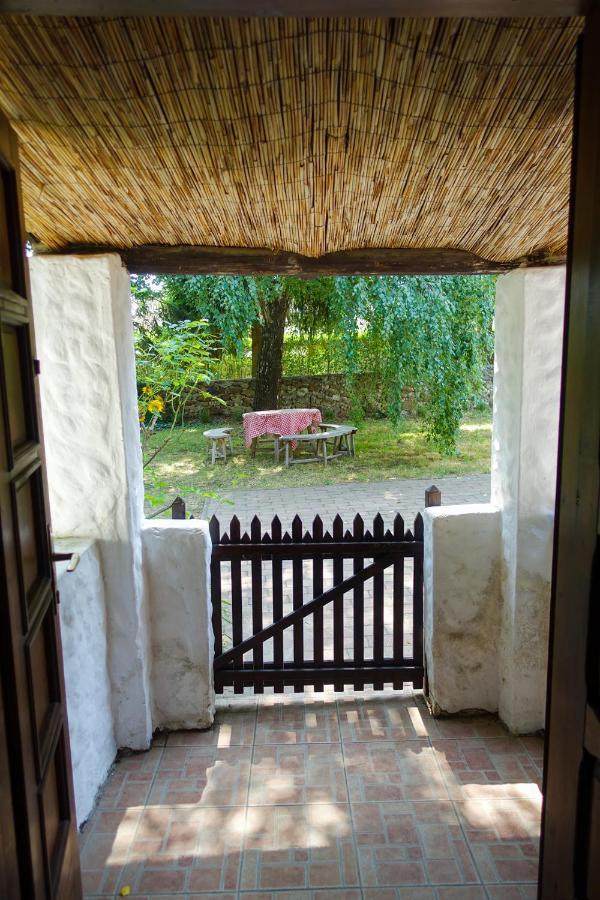 Szigligeti Nadfedeles Villa Exteriör bild