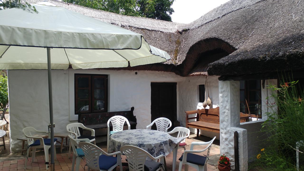 Szigligeti Nadfedeles Villa Exteriör bild
