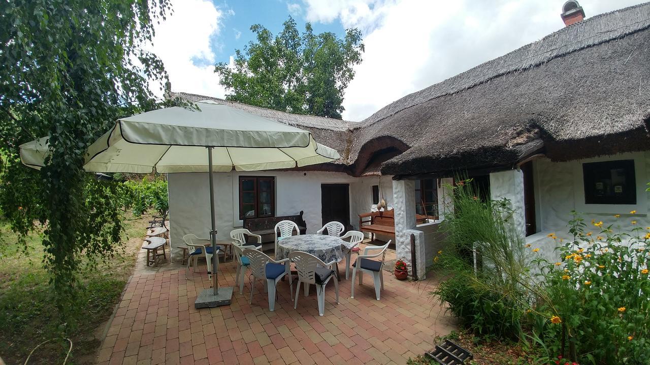 Szigligeti Nadfedeles Villa Exteriör bild